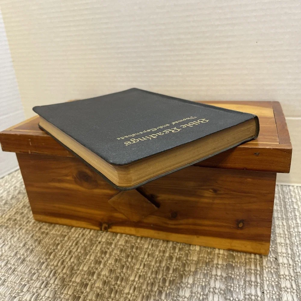 Bible‎ Readings Thomas and Espenshade 1925 1st edition VGC